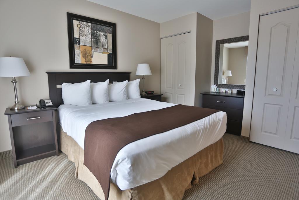 Hotel Le Versailles Saint-Sauveur Room photo