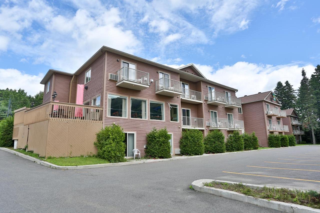 Hotel Le Versailles Saint-Sauveur Exterior photo